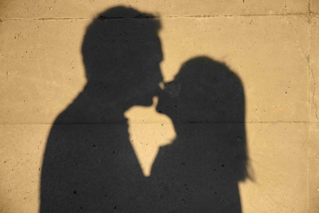 �T��ɂ��@�v �ގ��̕��C����